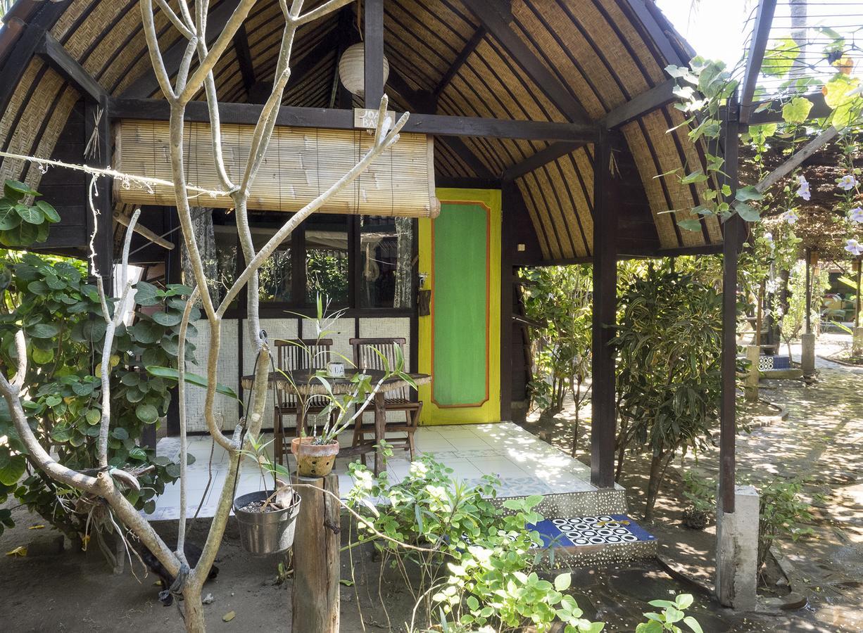 Woodstock Gili - Garden And Bungalows Hotell Gili Trawangan Exteriör bild