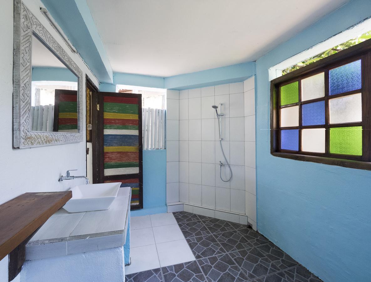 Woodstock Gili - Garden And Bungalows Hotell Gili Trawangan Exteriör bild