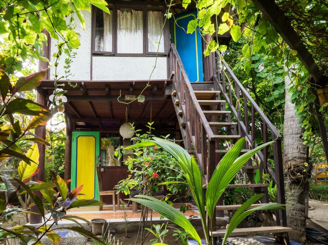 Woodstock Gili - Garden And Bungalows Hotell Gili Trawangan Exteriör bild