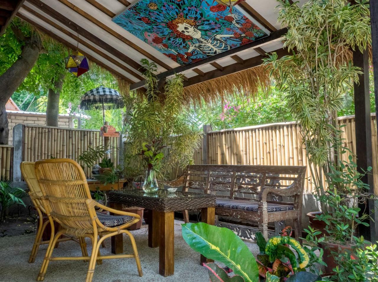 Woodstock Gili - Garden And Bungalows Hotell Gili Trawangan Exteriör bild